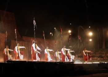 Catatan Pentas “Maha Wasundari” Intur 2024: Perayaan dan Refleksi Keagungan Bumi