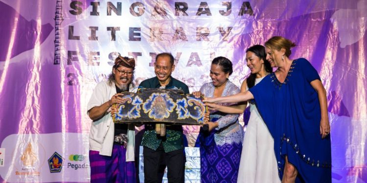Merayakan Lontar, Sastra, dan Kebudayaan di Singaraja Literary Festival 2024