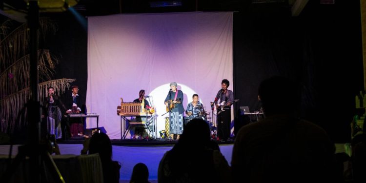 Jam Session Kolaborasi 9 Seniman Bali Utara di Singaraja Literary Festival 2024