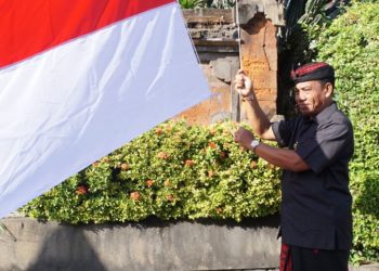 Pemkab Buleleng Sebarkan 10.078 Bendera Merah Putih, Pj. Bupati Lihadnyana: Jangan Diinapkan