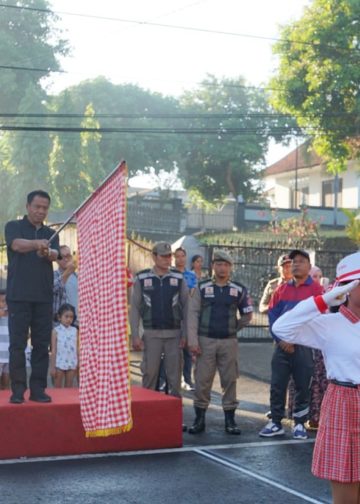Meriahnya Gerak Jalan HUT Kemerdekaan di Buleleng, Pj. Bupati Instruksikan Transparansi Nilai