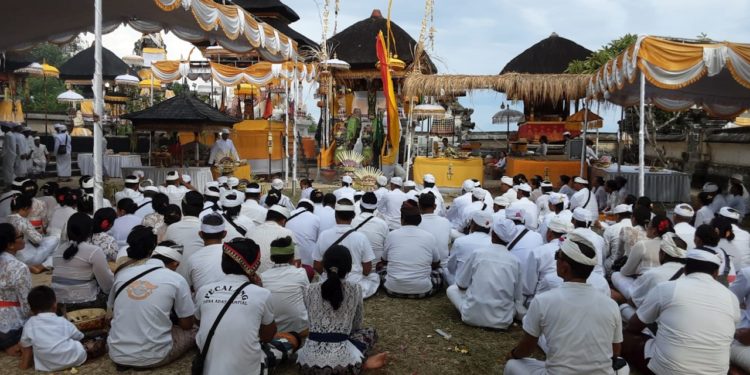 Pura Gunung Payung di Gumi Delod Ceking