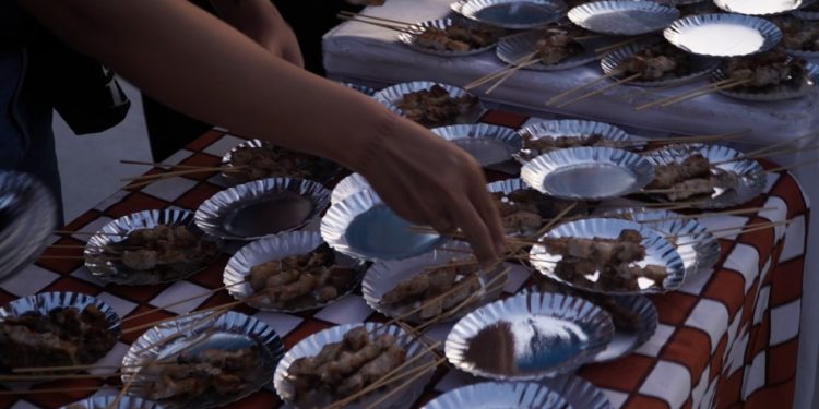 Menikmati Sate Ikan Marlin di Buleleng Development Festival 2024: “Jadi Pengin Bungkus!”