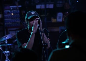 Musik Eksperimental Kontemporer dari Dwarsa Sentosa—“Tambah Sedikit Kuota untuk Berdosa”