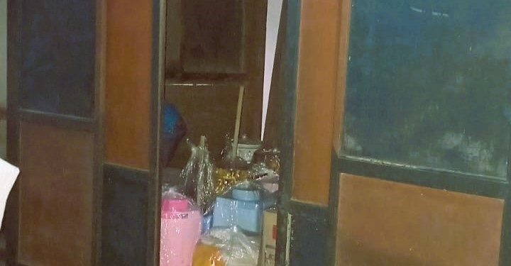 Kata Grodog  dan Onomatope | Ini Cerita Tentang Lemari