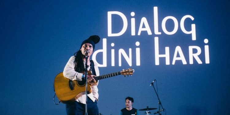 “Beranilah Melawan”, Single Terbaru Dialog Dini Hari yang Menggugah Kesadaran
