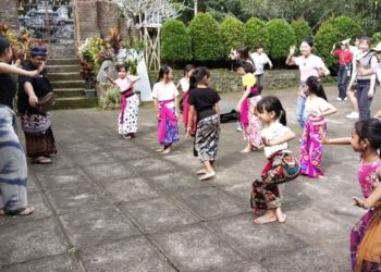 Pondok Literasi Sabih Pedawa dan Kolaborasi Lintas Negara