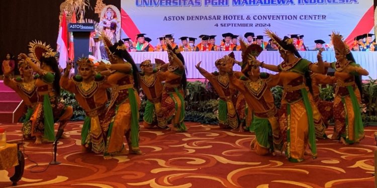 Janger Dag UPMI Bali: Tarian Menggembirakan, Bisa Dinikmati Semua Kalangan