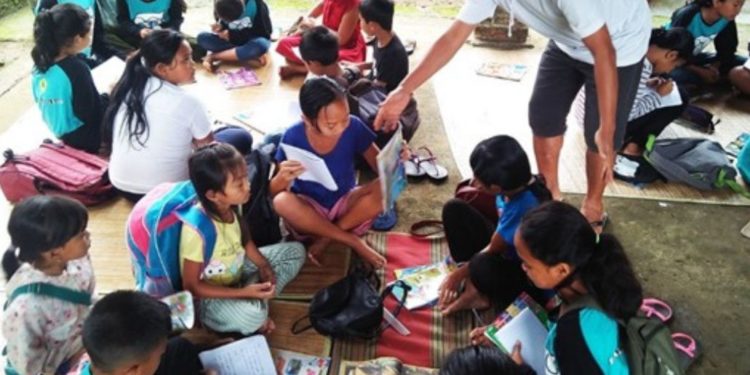 Komunitas Desa Belajar Bali Gelar Festival Literasi Akar Rumput 2024