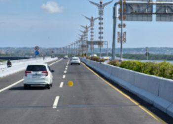 Membaca Gumi Delod Ceking dari Tol Bali Mandara    