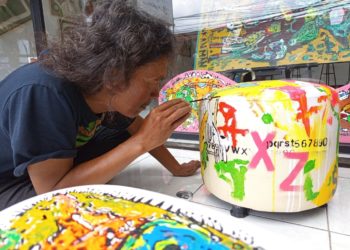 Gelar Pameran ke-18, Edi Bonetski Sebut Diri Bukan Pelukis