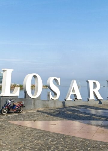 Pantai Losari, Dangdut, dan Janji Setia
