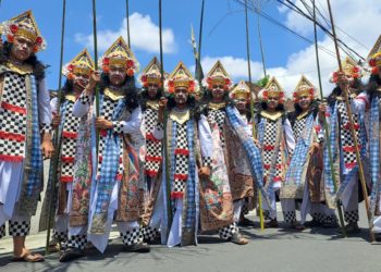 Desa Adat Kwanji Sempidi Menciptakan Tari Baris Jaka