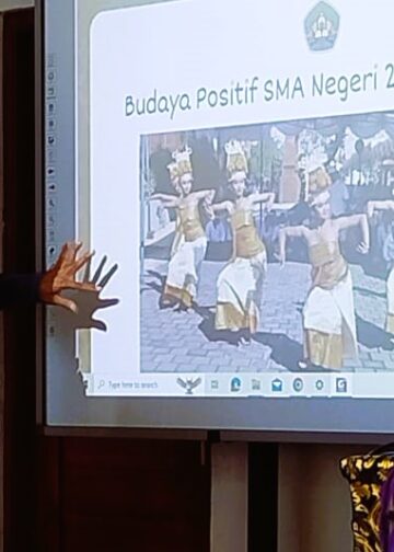Canang Sari : Budaya Positif Dari Toska