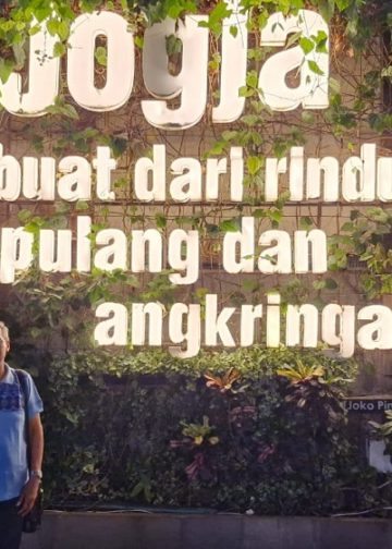 Shopping Puisi di Malioboro