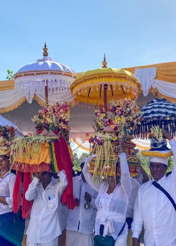 Tradisi “Ngempel” dan  “Tajen Sabha Pangangon” di Desa Adat Kutuh      