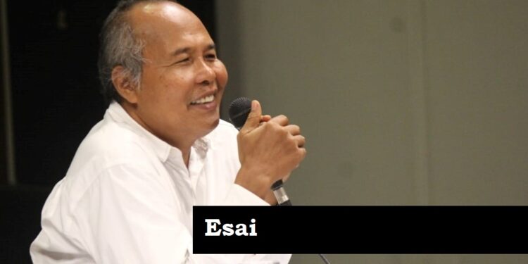 Gelombang Penerjemahan Tantri di Bali