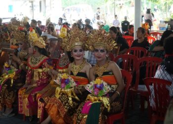 Panggung Pentas Seni Bersama Disabilitas di Kuta: Ini Tempat Anak-anak Disabilitas Ekspresikan Diri
