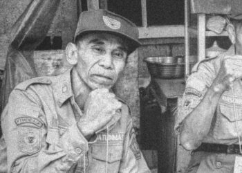 Bintang Jatuh di Kayu Buntil — In Memoriam M. Arif, Petugas Hansip yang Gugur di Sekitar Hari Pilkada