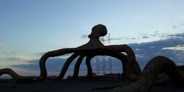 Kode Gurita di Pantai Berawa