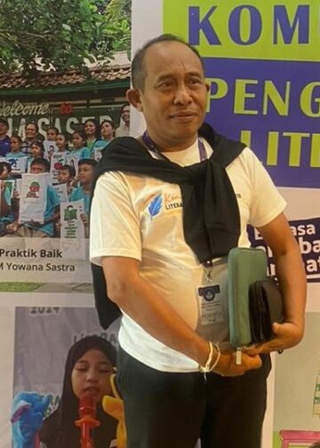FBS Undiksha dan Gerakan Literasi Nasional — Catatan Dosen Penggerak Literasi Berbasis Komunitas