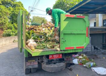 Tangani Sampah, di Banjar Tunjung Sari, Denpasar, Bak Sampah Dilengkapi CCTV