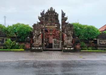 Surealisme Tari Bali