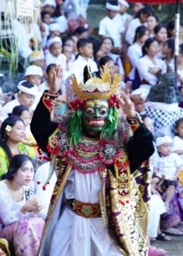 Wayang Wong Tejakula dan Kondisi Ekosistem Pendukungnya