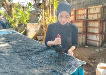 Retak Hati, Retak pada Kain | Konsep “Untold Fealing” Mahasiswa Magang ITB di Pagi Motley