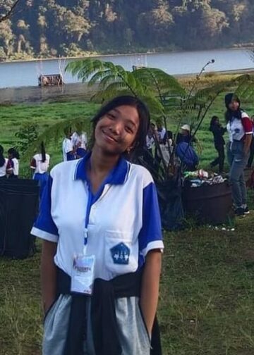 Mia Juni Antari, Gen Z dari Desa Les: Pemandu Wisata, Juga Tularkan Bahasa Inggris ke Teman Sebaya