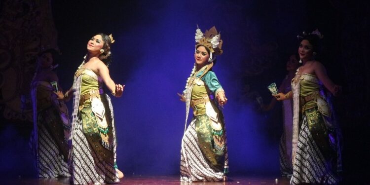 Legong Kreasi “Umarani Kidul” karya Devia Pratiwi dan Dilema Tentang Magis-Mistik | Dari Gelar Karya Seni Mahasiswa Pendidikan Sendratasik UPMI Bali