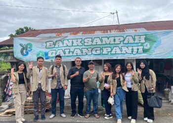 Kuliah di Tempat Sampah  |  Ini Kunjungan Mahasiswa STIE Satya Dharma Singaraja ke Galang Panji