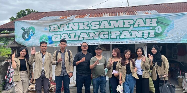 Kuliah di Tempat Sampah  |  Ini Kunjungan Mahasiswa STIE Satya Dharma Singaraja ke Galang Panji