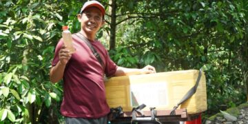 Soar Adnyana, Dari Tukang Pahat Jadi Dagang Tuak Manis Keliling, Dibeli Bupati, Dicicipi Luhut