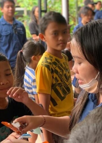 Outing ke Sekolah Minggu di Desa Padangan- Pupuan: Senangnya Bermain Bersama Anak-anak