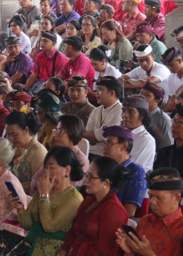 Meisya Ariasthi Juara Nyurat Aksara — Inilah Para Juara Bulan Bahasa Bali di Buleleng …