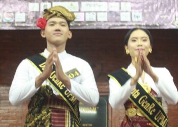 Dewa Gede Widiatmika dan Ketut Prameisti Adinda Divani, Duta GenRe UPMI Bali 2025