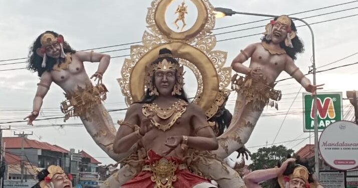 Evolusi Ogoh-ogoh: Dampak Modernisasi Terhadap Tradisi Hindu di Bali