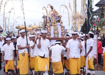 Ngusaba Kadasa Pura Ulun Danu Batur:  Puncaknya, 12 April 2025, “Masineb” Tepat Umanis Galungan