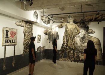 Slinat: Wajah Bali Kini Dalam Parodi “I ❤ Bali”