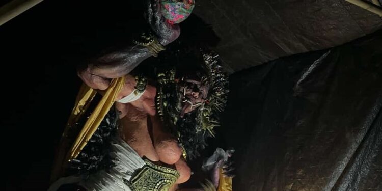 Ogoh-ogoh “Ulian Manuse” di Kubutambahan, Tentang Ulah Manusia, Dibuat dari Limbah Plastik