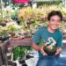 Hendrik Zumario, Sehari-hari Memupuk Bonsai dengan Kesabaran dan Keuletan