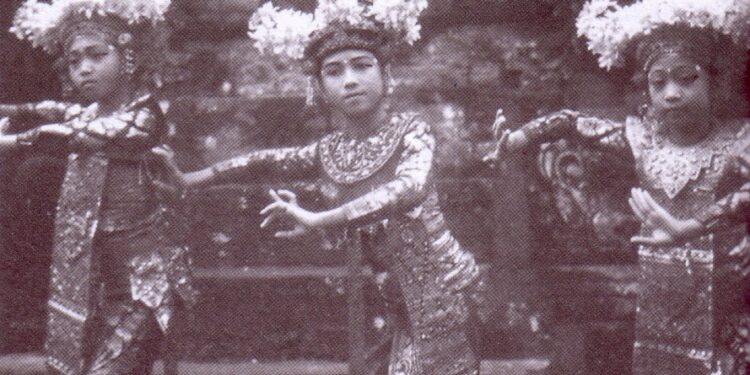 Legong dan Tabuh Palegongan Gaya Peliatan Sebagai Warisan Adiluhung dalam Gema Kreasi ST Kumara Çanti Gotraja 2025