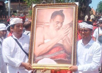 Sang Suci Pulang ke Brahma: Mengiringi Pelebon Ida Sinuhun Pande Taman Bali
