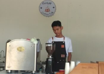 Dia Dipa, Dia Barista, Dia Tunarungu: Tetes Kopi Racikan Cerita Hidupnya
