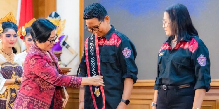 Tak Lagi Yatim Piatu, Forum GenRe Badung Kini Miliki Ayah dan Bunda GenRe