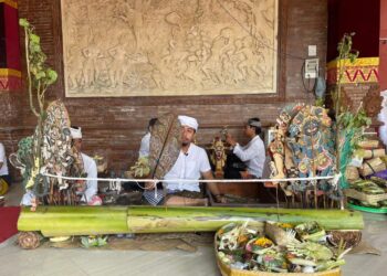 Melompat ke Jurang Imajinasi: Kreativitas Tak Lagi Punya Pagar