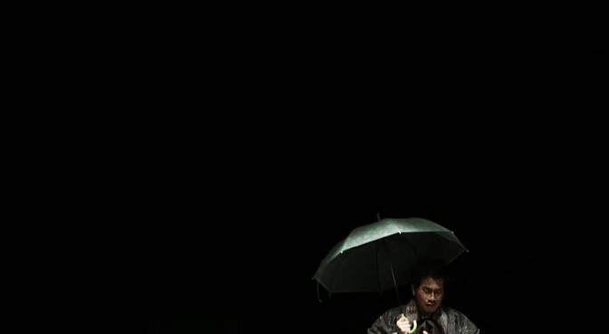 Legitimasi Seniman dalam Medan Seni