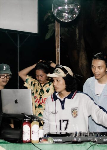 4:20 Hanya untuk “Chill” pada Acara “Ceng-Cet Riddim” di Kedai Kopi DeKakiang, Singaraja
