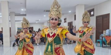 Sisya Natya Jnani : Tari Maskot SMA Negeri 2 Kuta Selatan    